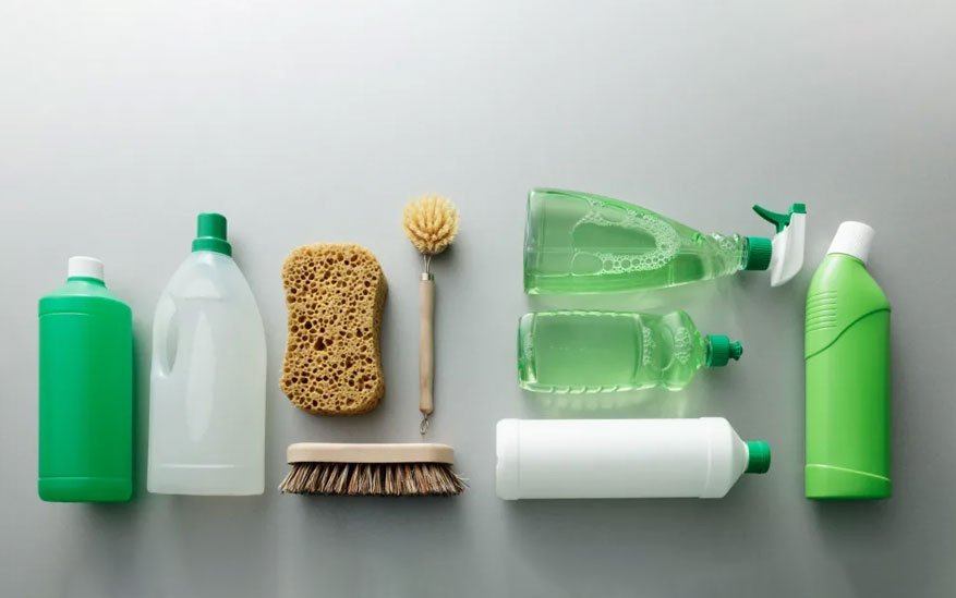 DIY Natural Cleaning Solutions for a Toxin-Free Home