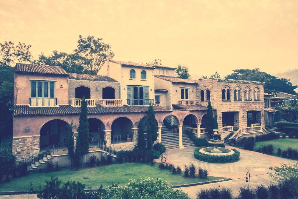 Bigger and Better $8.6 Million kendrick lamar house In Bel Air: A Look at the Rapper's Home - Celebrity Home - Homedecortoday Bel Air Mansion