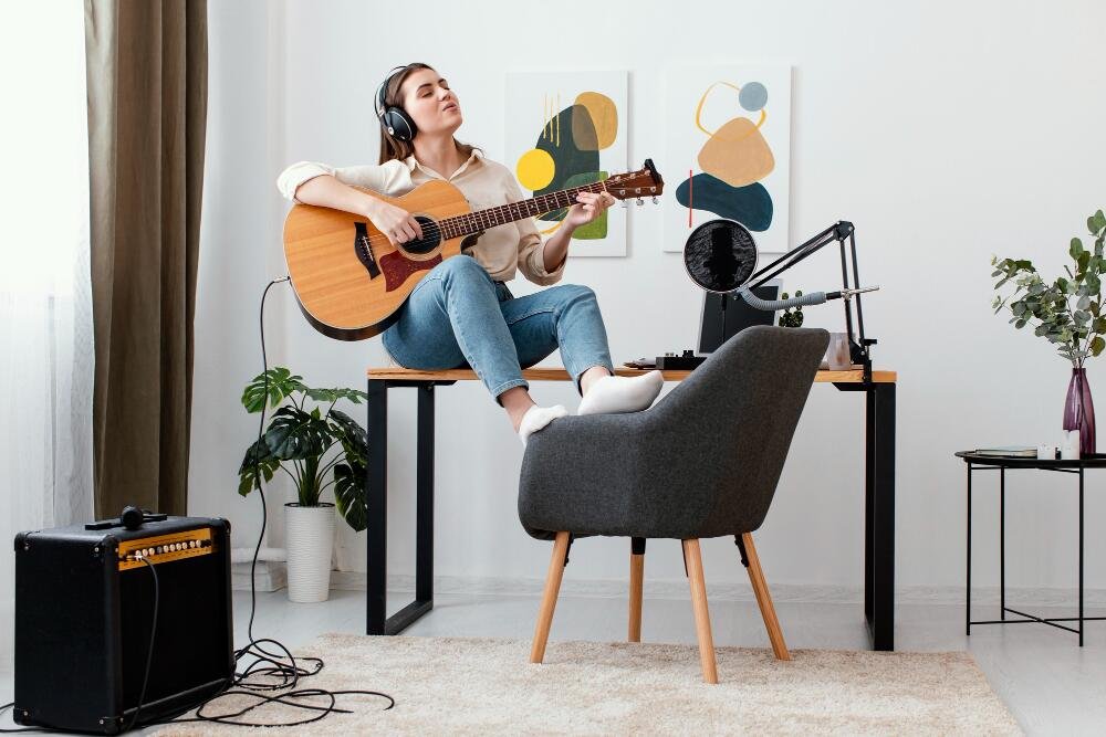 $4.6 million Katie Holmes House In NYC: A Kid-Friendly Oasis in the Big City - Celebrity Home - Homedecortoday Entertaining at Home