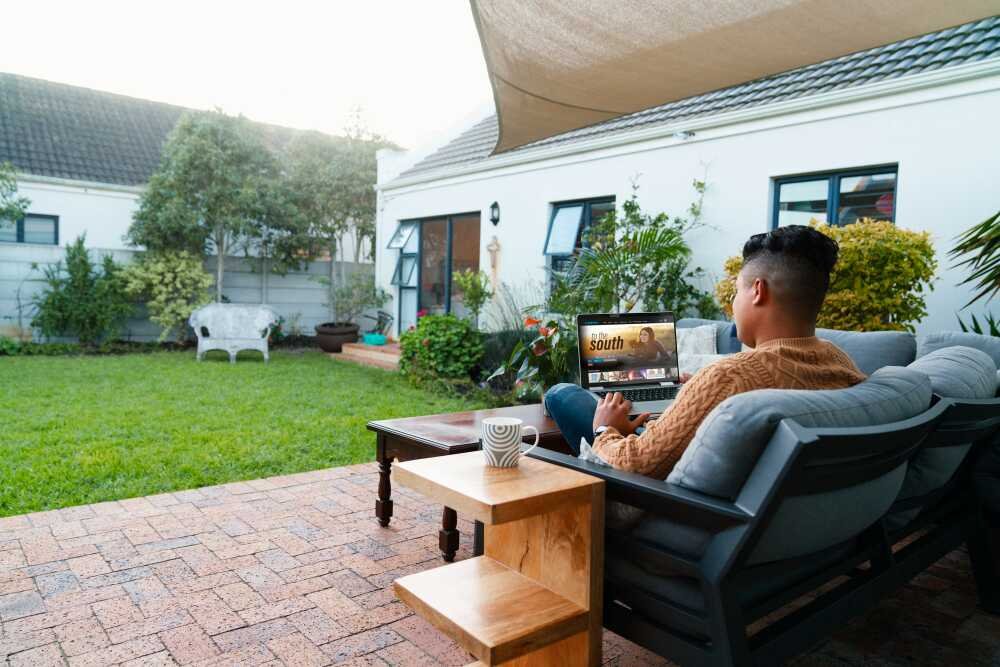 Inside $10 Million Leon Draisaitl House: A Glimpse into the NHL Superstar's Luxurious Lifestyle - Celebrity Home - Homedecortoday Outdoor Features