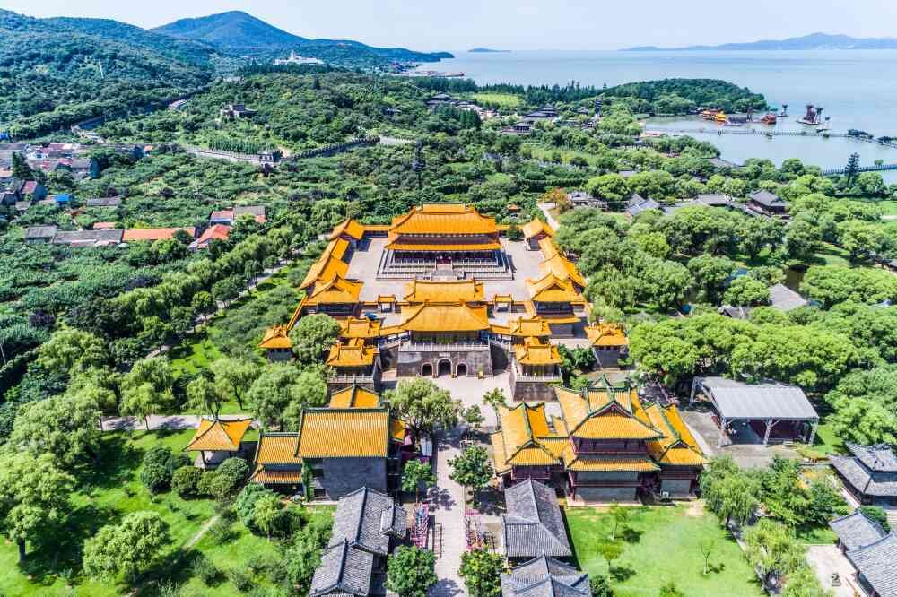 Purchase of $25.6 Million Luxury Mansion in Hangzhou, China