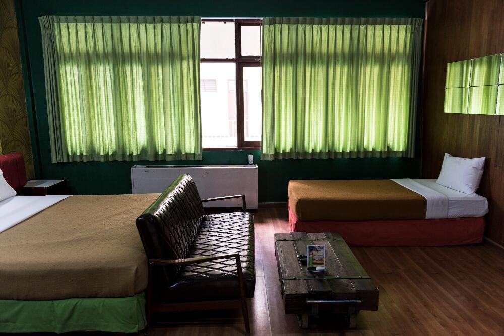 15 Bedroom Ideas Simphome All Shapes And Sizes - Interior Design - Homedecortoday Zone Part of the Bedroom for Lounging