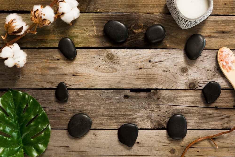 15 Bedroom Ideas Simphome All Shapes And Sizes - Interior Design - Homedecortoday Blend Natural Wood and Marble for organic Zen