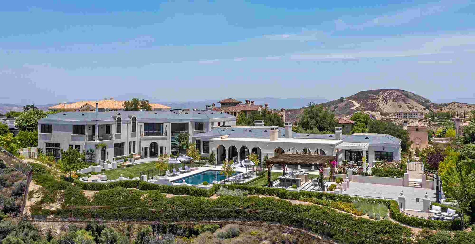 Trae Young, NBA Star, Purchases Calabasas House For $20m - Celebrity Home - Homedecortoday trae young mansion