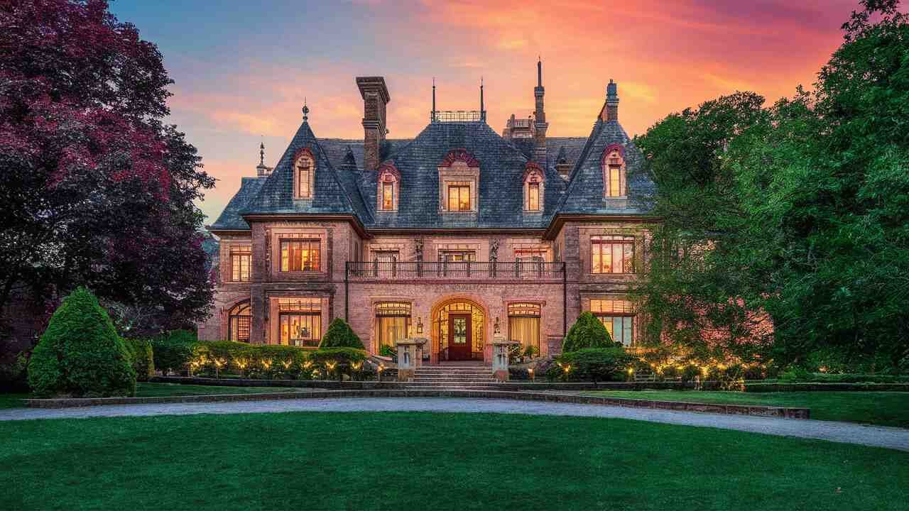 Dreaming of owning a mansion