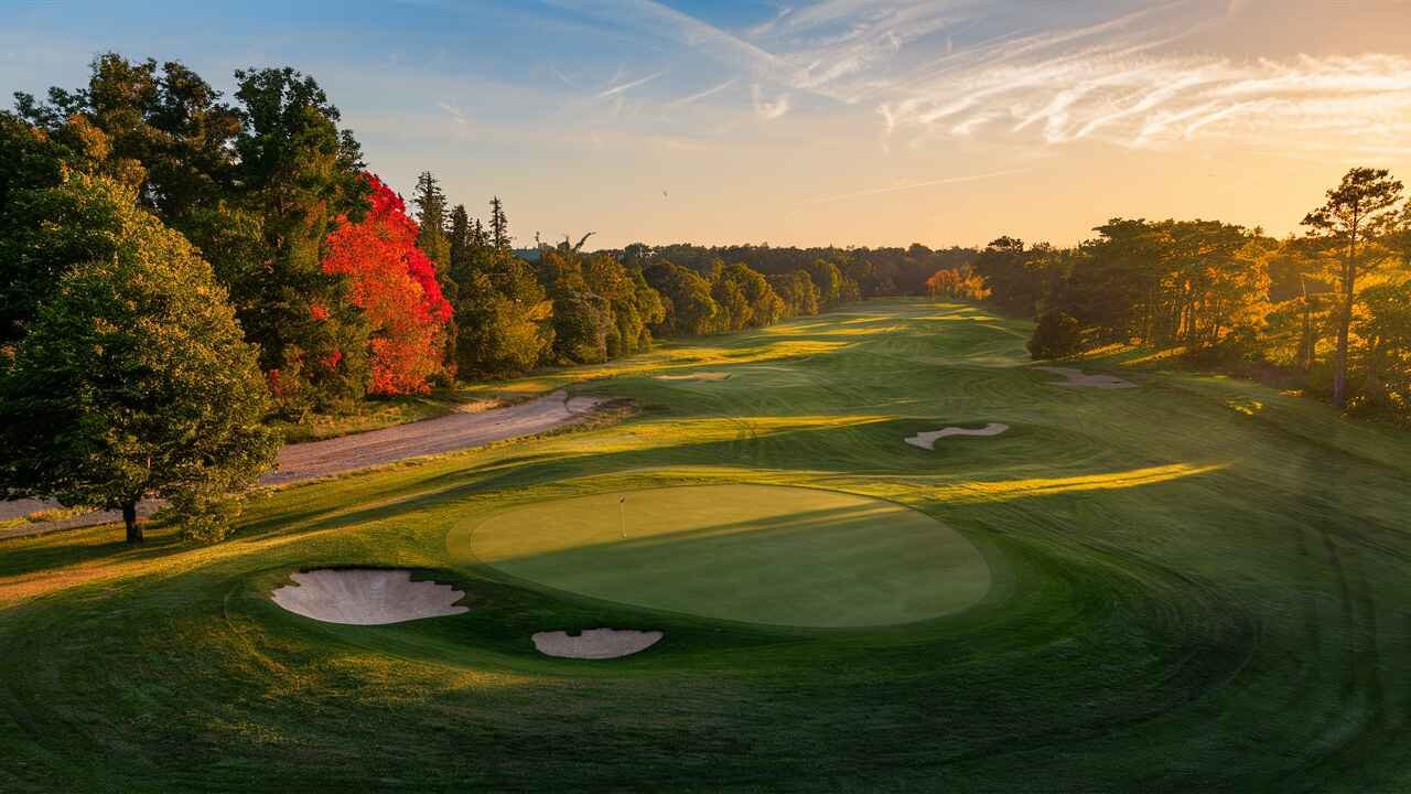 Famous $4.26 million Patrick Mahomes House In Kansas City: A Glimpse of the NFL QB's Real Estate Empire - Celebrity Home - Homedecortoday Reflecting Patrick's Love for the Golf Course