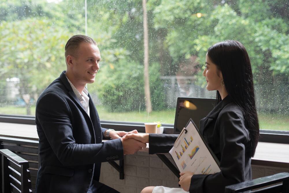 The Importance of Detailed Descriptions in Engaging Potential Clients