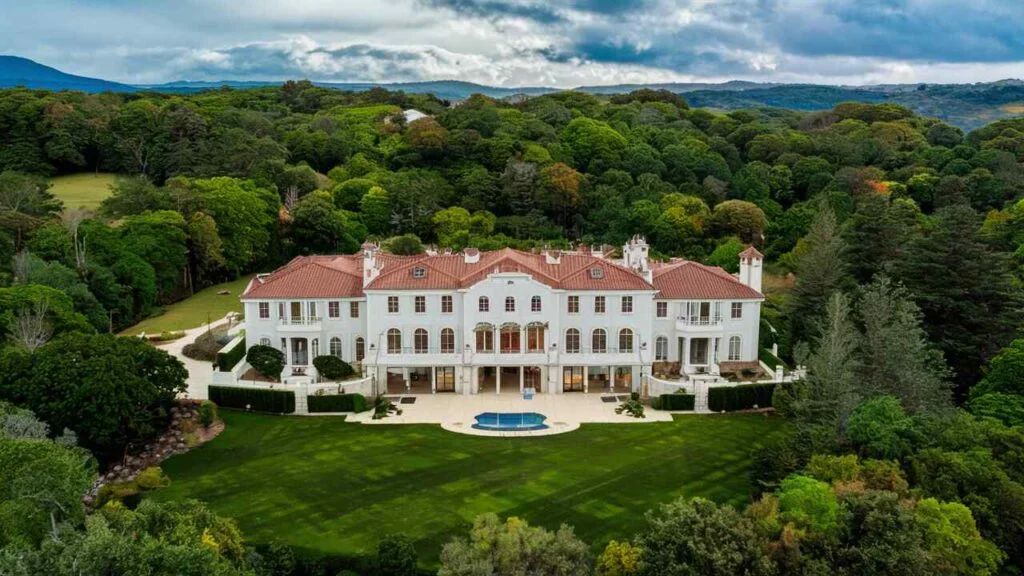 aaron rodgers home