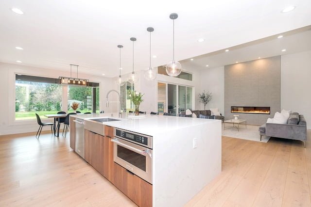 Inside $3.3M Teresa Giudice House In NJ: A Closer Look at Their Luxurious Estate - Celebrity Home - Homedecortoday A look into the couple's culinary haven