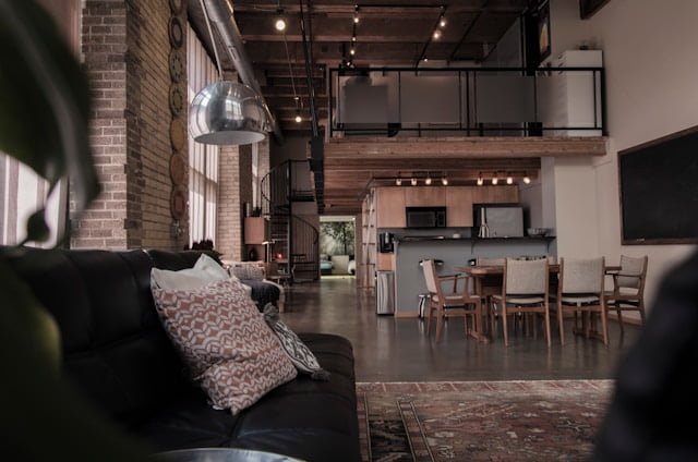 $2.6 million Unbelievable Jim Harbaugh House In Ann Arbor: Exclusive Garage Sale in Michigan - Celebrity Home - Homedecortoday How Did Coach Jim Harbaugh Come to Own This Magnificent Home