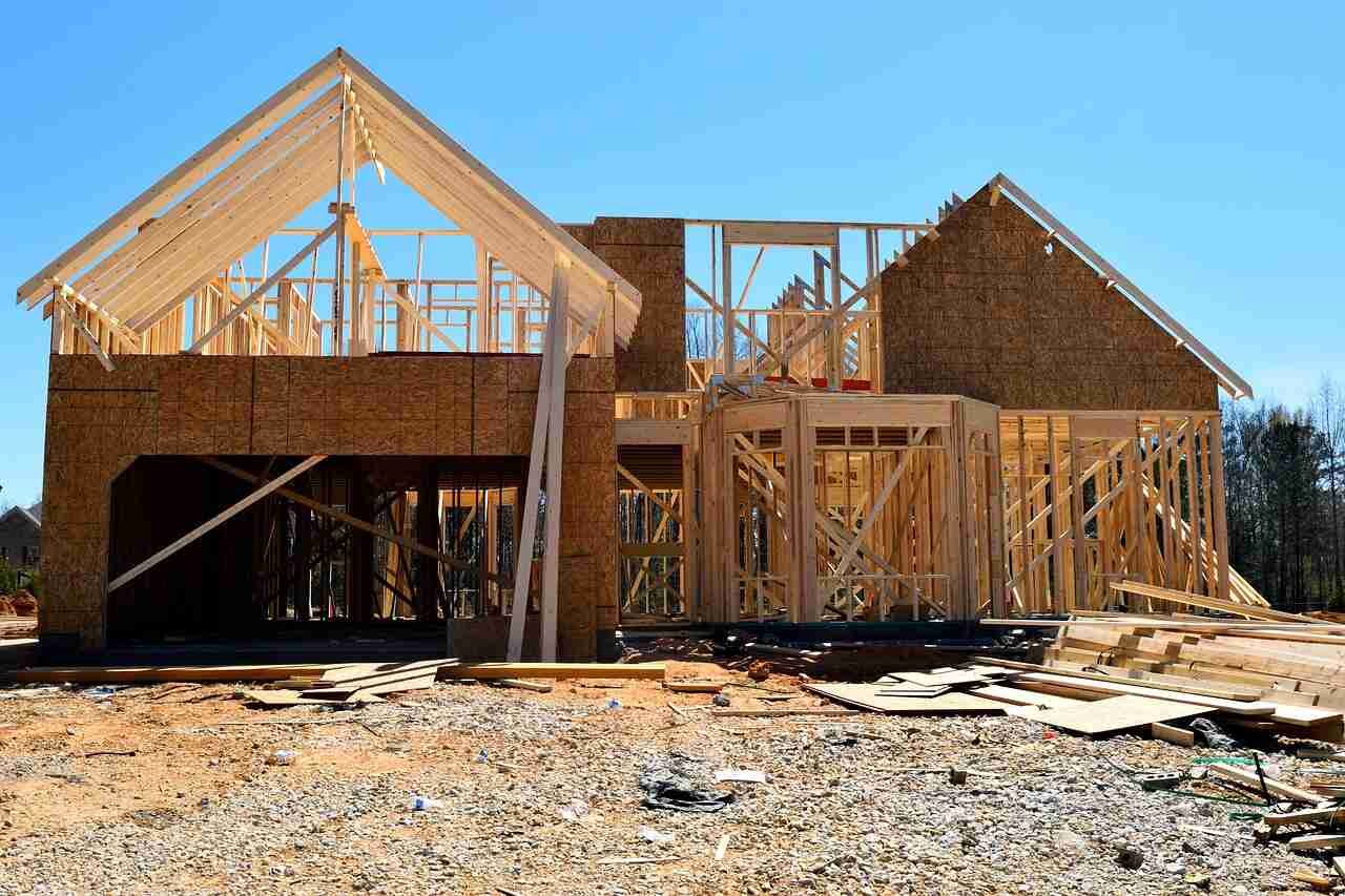 Maximizing the Asphalt Roof Lifespan: Factors impacting how long your roof will last - Roofing - Homedecortoday Signs You Might Need a New Roof Sooner Than Expected