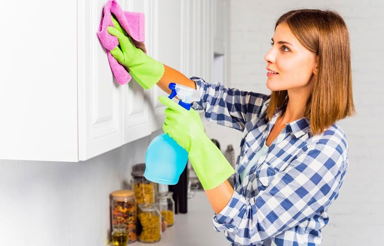 What's the Secret to an Efficient House Cleaning Routine?