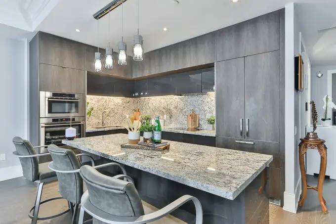 Exploring Luxurious $20 Million Rickie Fowler House in Jupiter, Florida - PGA Tour Golf Inspiration - Celebrity Home - Homedecortoday The kitchen is a chef's dream