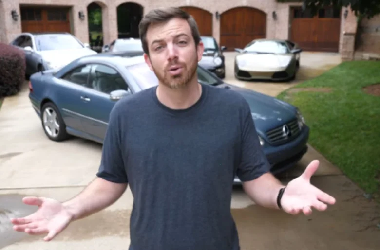 Ed Bolian House: A Look into the Automotive Enthusiast's Sanctuary - Celebrity Home - Homedecortoday Image of , Celebrity Home, on Homedecortoday.