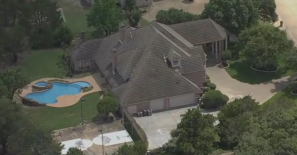 Dez Bryant Home: Inside the Former NFL Star's Real Estate Journey - Celebrity Home - Homedecortoday Image of , Celebrity Home, on Homedecortoday.