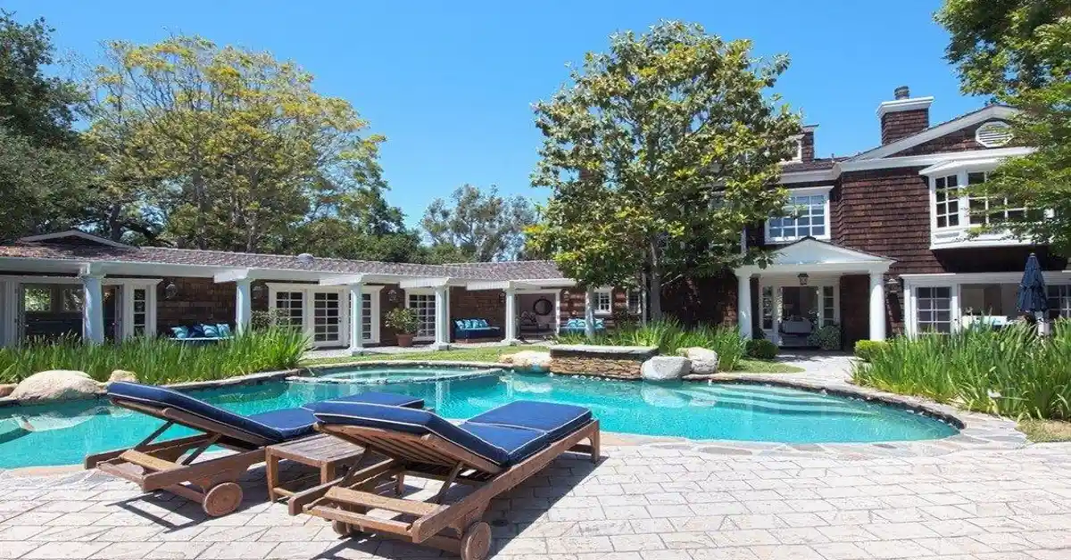 Channing Tatum House Tour: $5.6M Brentwood Property & $12M Magic Mike Location - Celebrity Home - Homedecortoday Image of , Celebrity Home, on Homedecortoday.